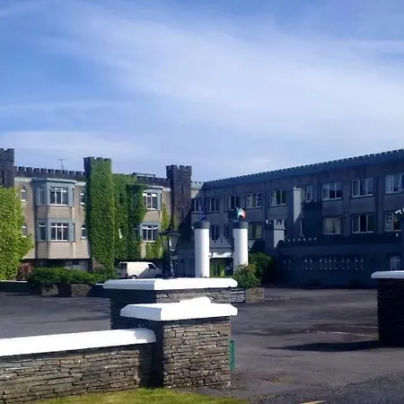 Burren Castle 3*